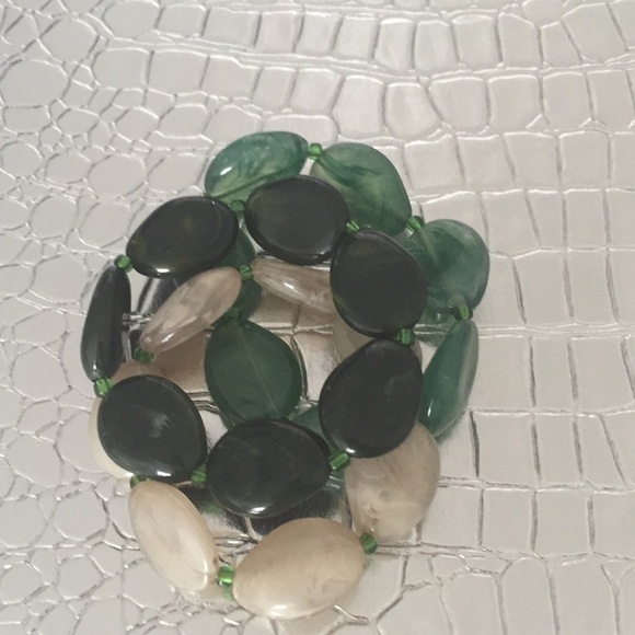 Set of 3 stretchy bracelets. - Picture 1 of 4